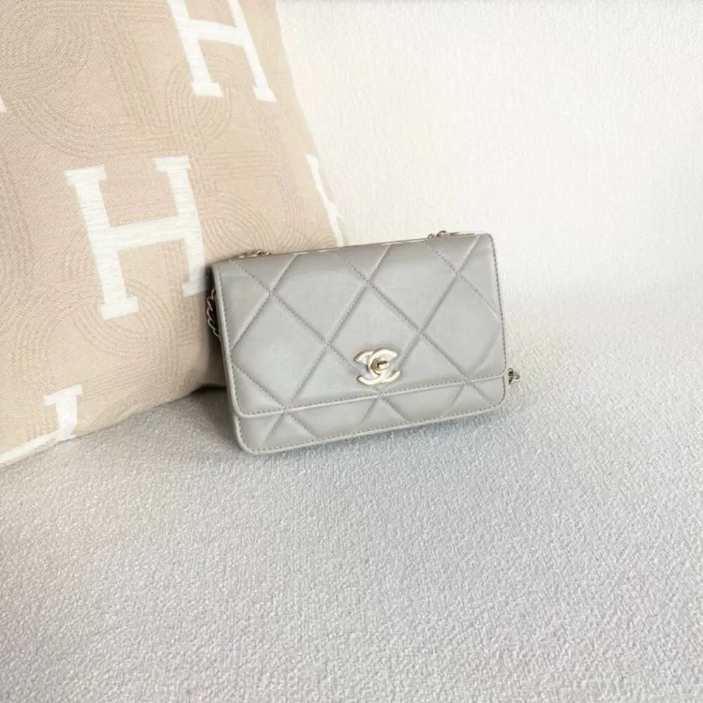 Chanel Women Pre-Loved Bag Very Good Condition